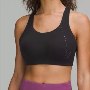 Lululemon “AirSupport” sports bra in Black, size 32DD